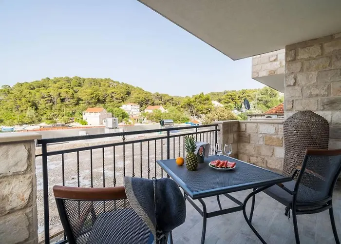 Corallium Precious Apartament