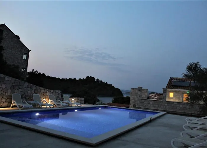 Corallium Precious *